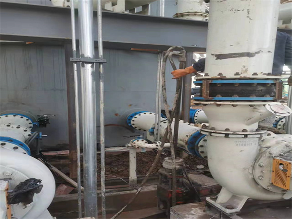 苏尼特左设备基础沉降下沉注浆加固增加荷载